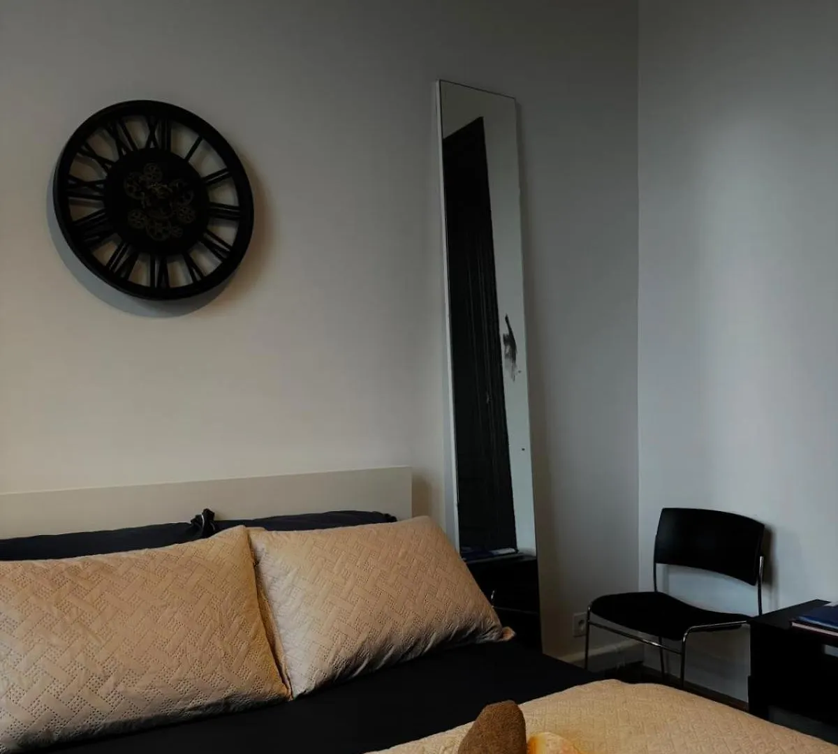 Bruxelles Expo Tour Et Taxi Apartment Homestay Brussels